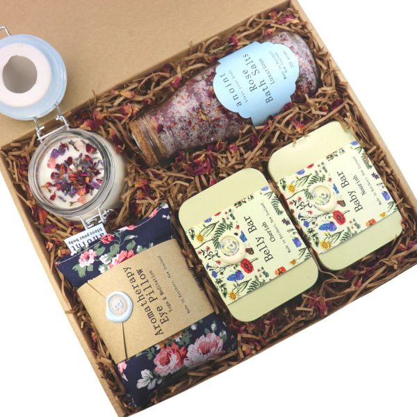 Deluxe Baby Shower Gift Set